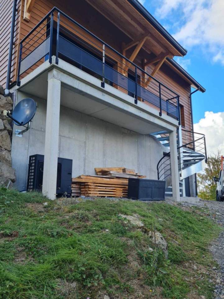 Construction menuiseries extérieures Coudes 