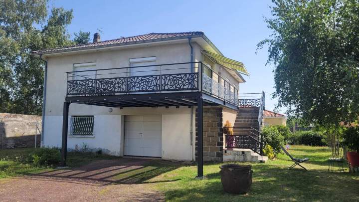 Agencement extérieur terrasse métal Coudes