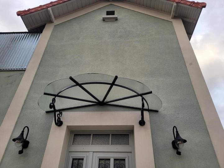 Marquise en verre et fer Coudes