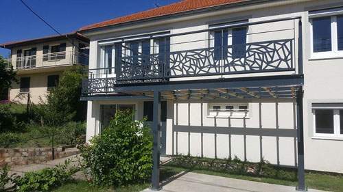 Terrasse métal Coudes