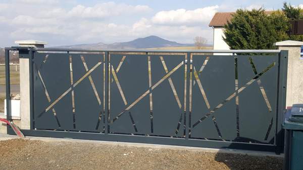 Découpe laser portail Coudes