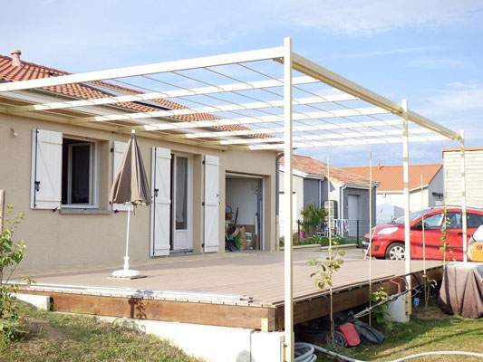 Pergola contemporaine métal Coudes