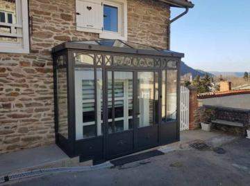 Véranda métal stylé Coudes