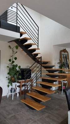 Escalier métal contemporain sur mesure Coudes