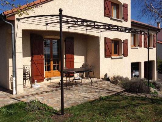 Pergola moderne métal Coudes