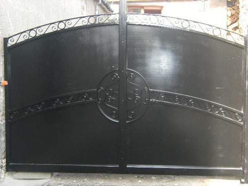 Portail d'entrée métal Coudes