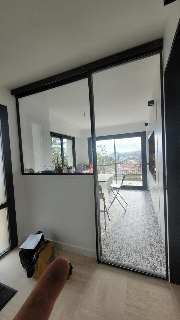 Châssis atelier pour salle à manger ouverte Coudes