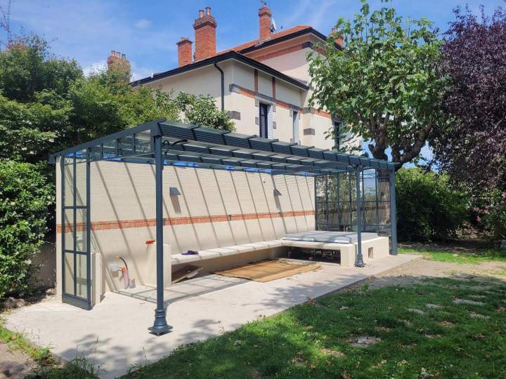 Pergola métal design Coudes